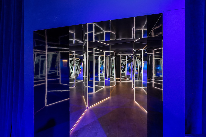 Inside Netflix Glass Onion Experience Event In Los Angeles Netflix Tudum