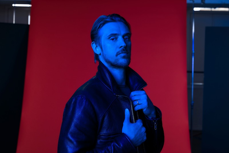 Boyd Holbrook plays The Corinthian - ‘The Sandman’ Cast – See the Dreamy Photos