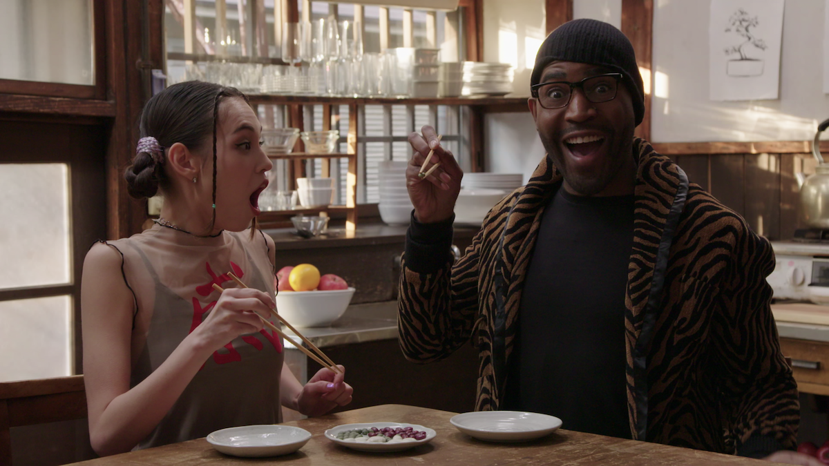 Inline Image: How Do You Use Chopsticks