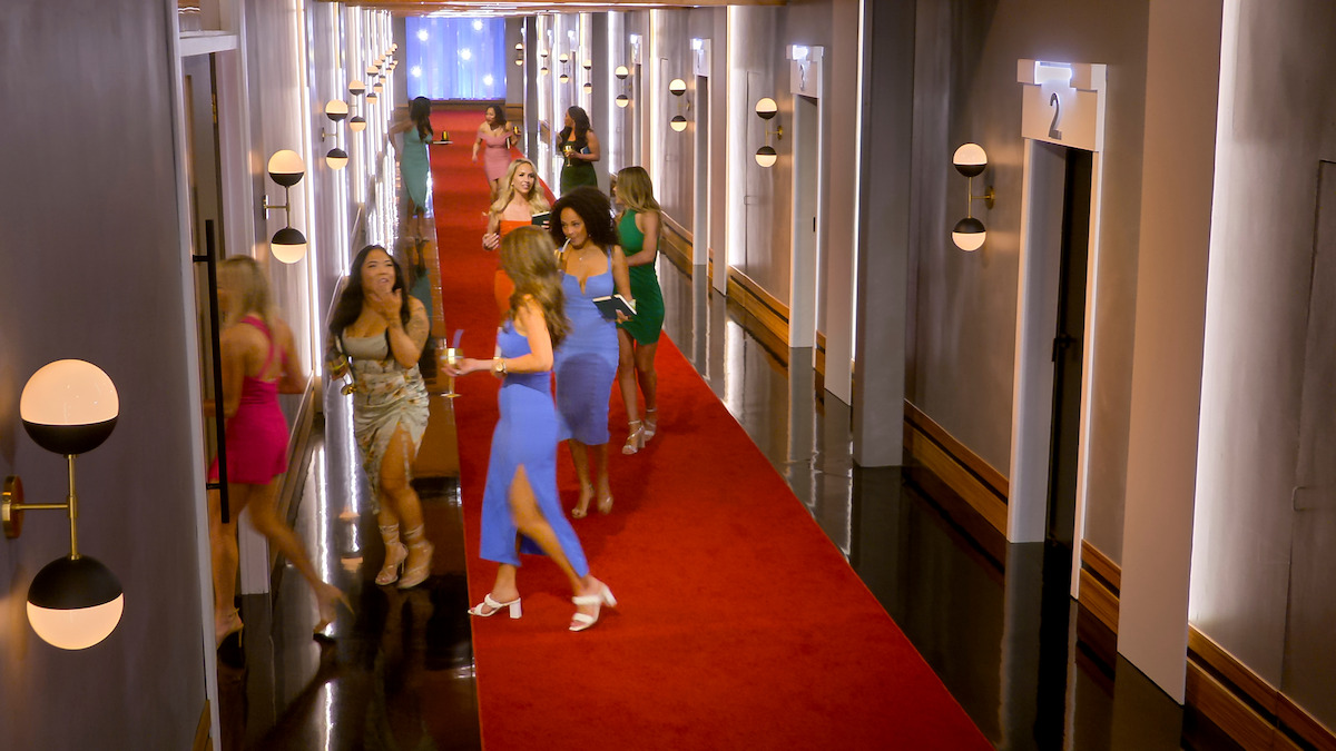 'Love Is Blind' Season 9 cast members coming back from the pods.