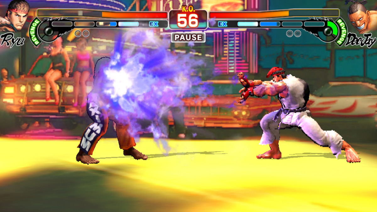 Street Fighter IV: Champion Edition - Ryu uses his special ability to send a fireball at his opponent.