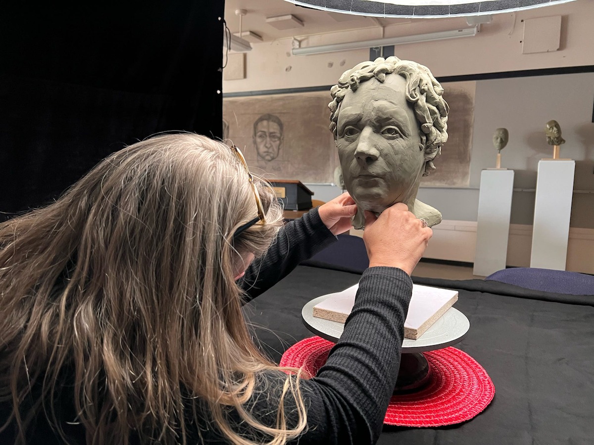 Unsolved Mysteries Director, Skye Borgman, determines the best way to film the sculpture of Beaver County Jane Doe.