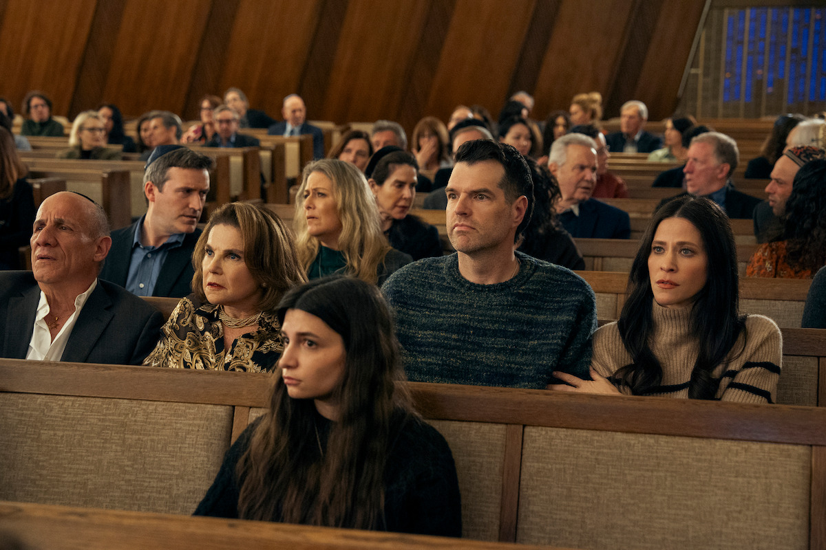Paul Ben-Victor as Ilan, Tovah Feldshuh as Bina, Timothy Simons as Sasha, Jackie Tohn as Esther in ‘Nobody Wants This’ Season 2
