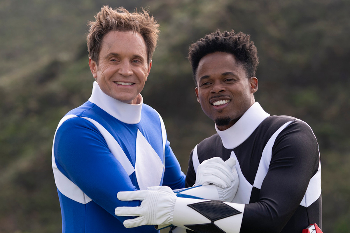Billy (David Yost) and Zack (Walter Emanuel Jones) back in costume as the Blue and Black Rangers
