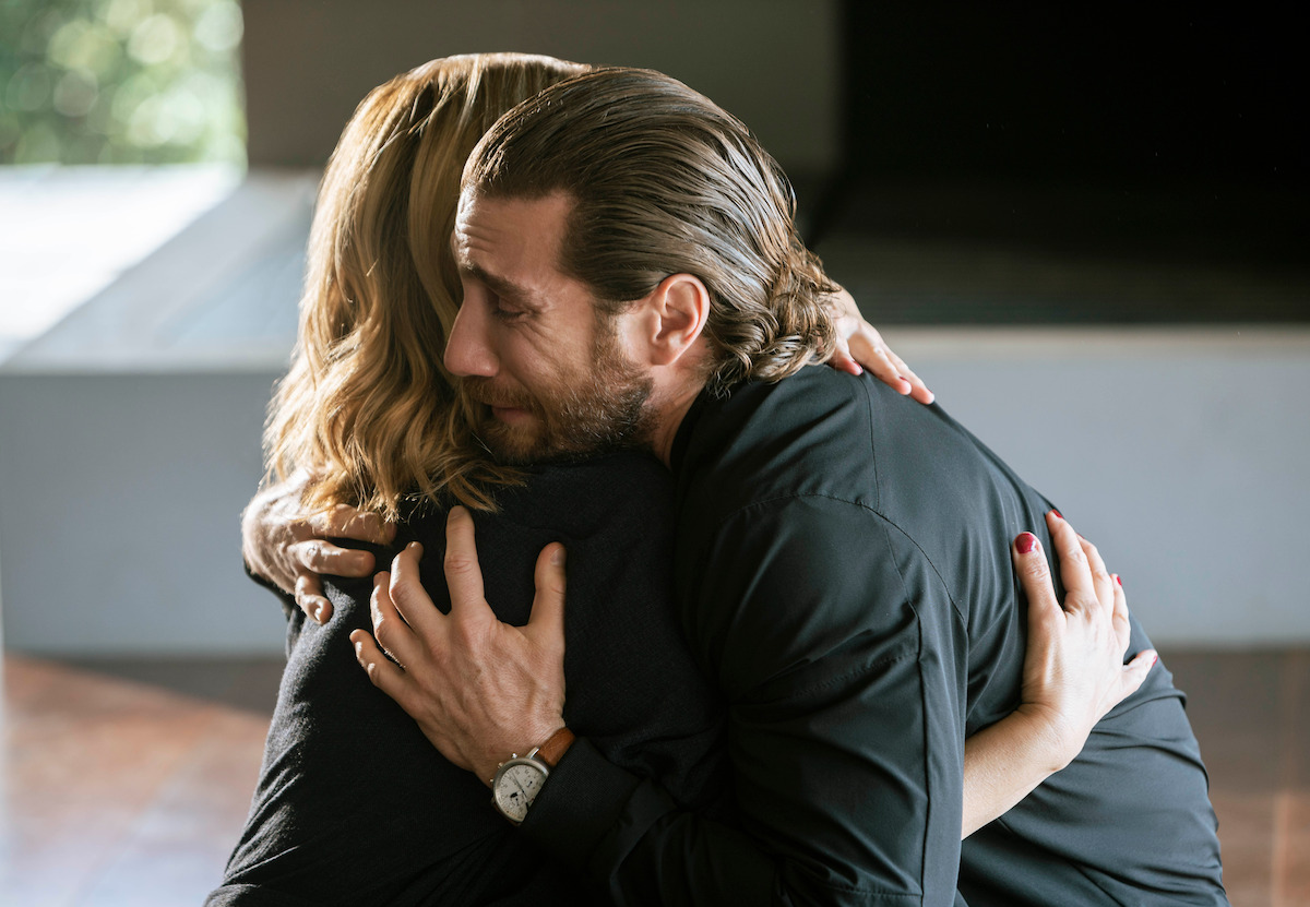 Claudia Ramírez as Mariana Lazcano and Eugenio Siller as Chema Lazcano in Who Killed Sara?.