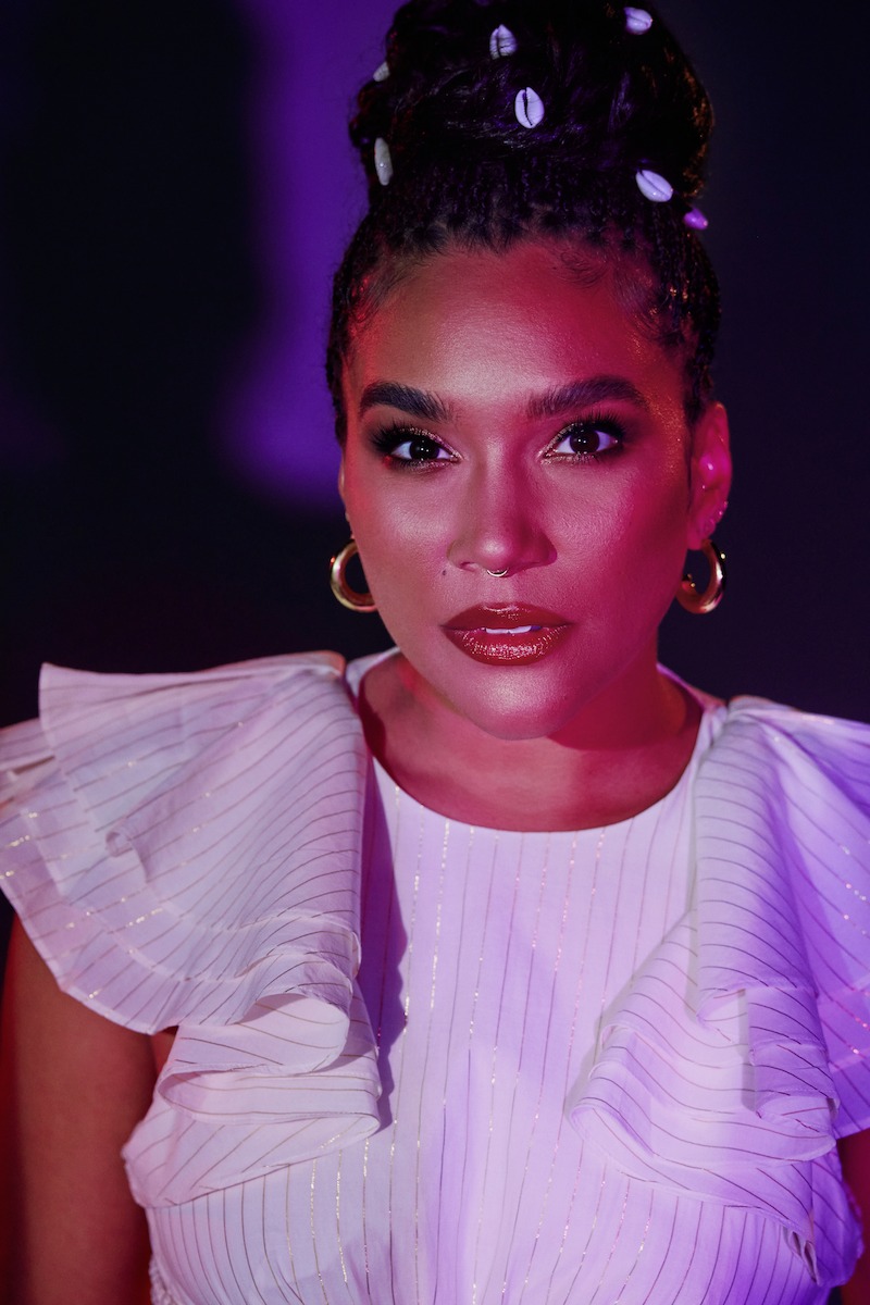 These BTS ‘Umbrella Academy’ Cast Photos Are Your New Summer Mood Board