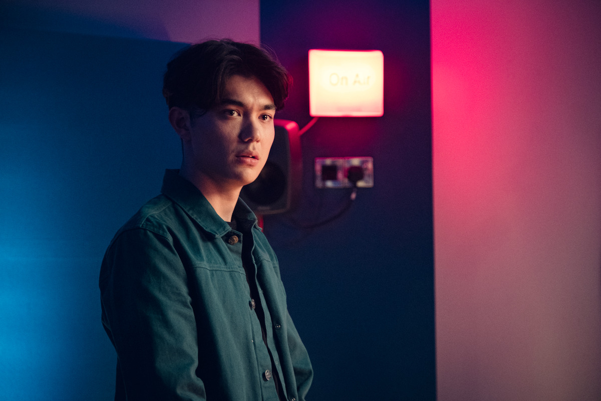 William Gao as Tao shows a concerned expression in Season 3 of ‘Heartstopper.’
