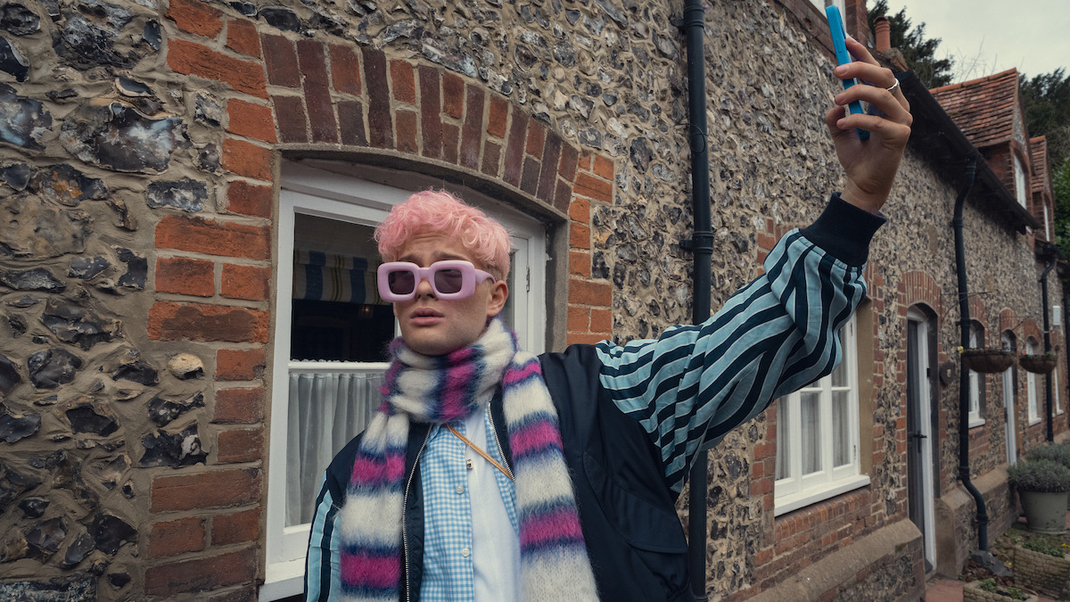 Leo Reich as Boss in ‘Too Much’