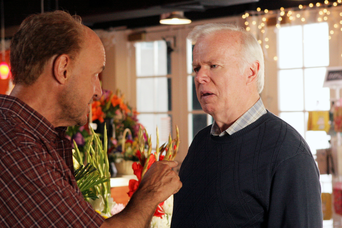Terry O'Quinn points his finger at Kevin Tighe.