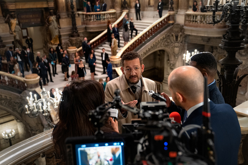 Dany Boon as Inspector.