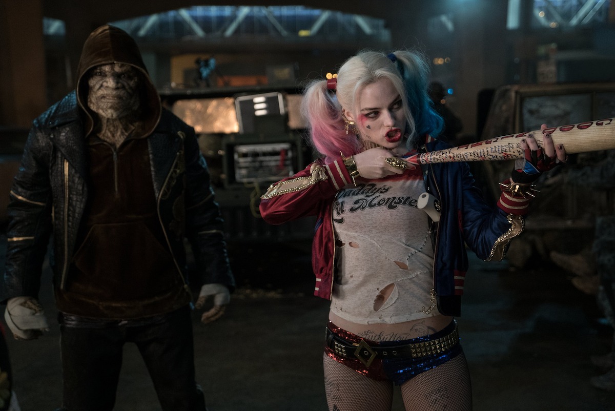Harley Quinn holds a baseball bat like a machine gun in ‘Suicide Squad’