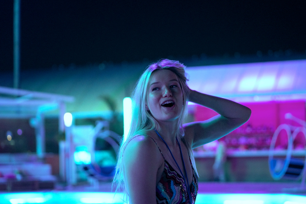 West Duchovny as Shannon Schaeffer in ‘Painkiller’ Season 1.