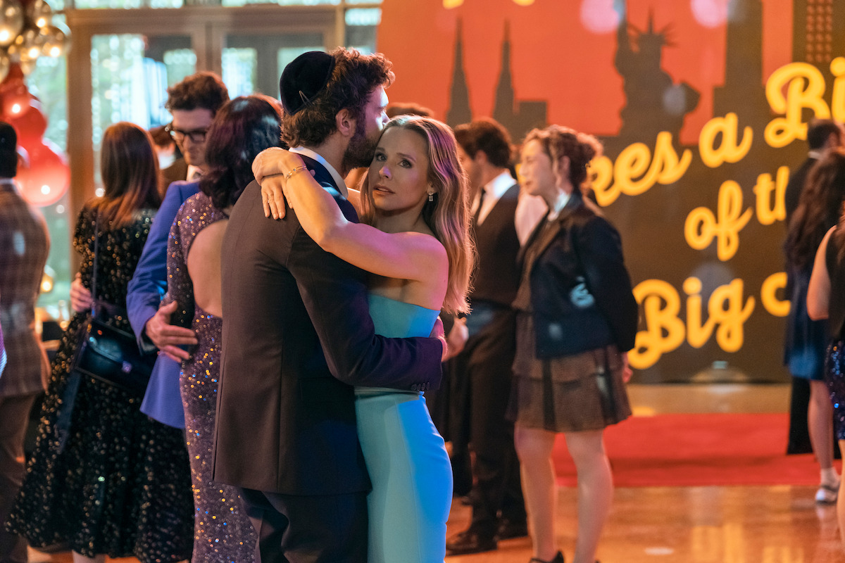 Adam Brody as Noah and Kristen Bell as Joanne in Season 1 of ‘Nobody Wants This’