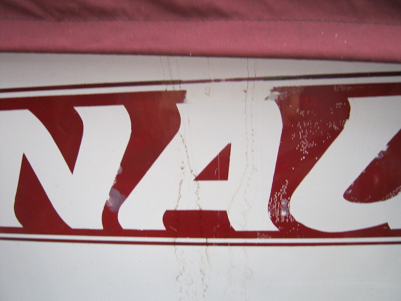 Damon’s boat was painted red, similar to the mysterious red smudges discovered on Pat’s boat.