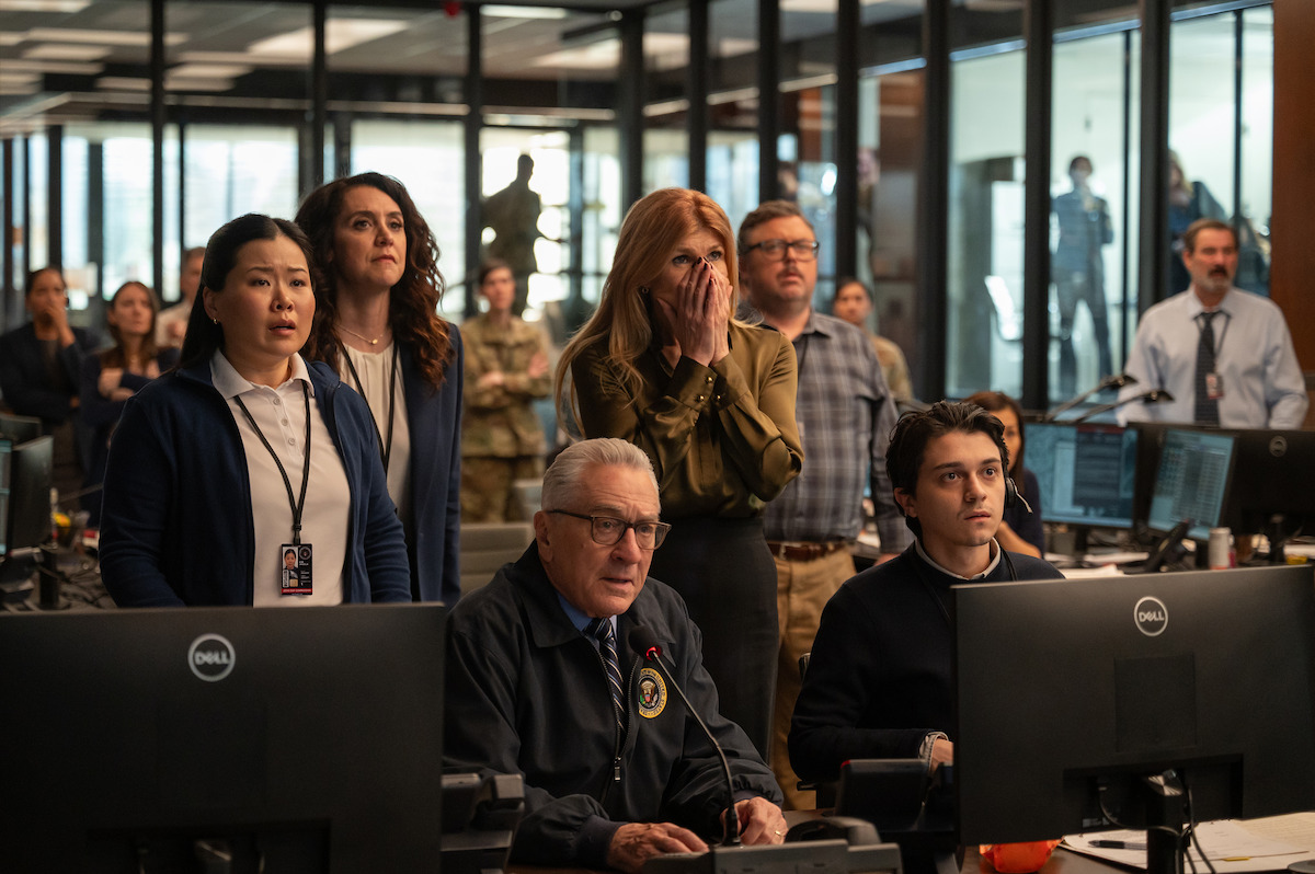 Eden Lee as Agent Angela Kim, Mozhan Navabi as Melissa Kornblau, Robert De Niro as George Mullen, Connie Britton as Valerie Whitesell, Jay Klaitz as Tim Pennington, and Ignacio Diaz-Silverio as Cesar Rocha in ‘Zero Day’