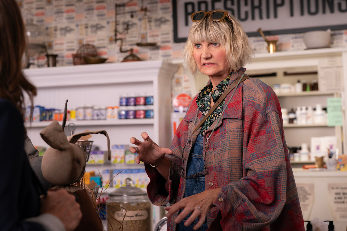 Kerri Kenney as Anne in ‘The Four Seasons’