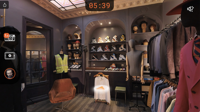 Assane Diop's closet in 'Lupin Experience' 