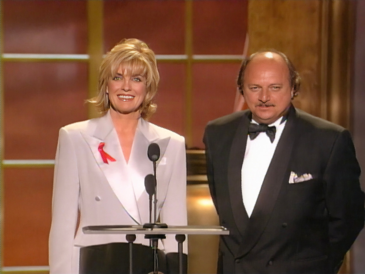 Linda Gray and Dennis Franz presenting at the inaugural Screen Actors Guild Awards.