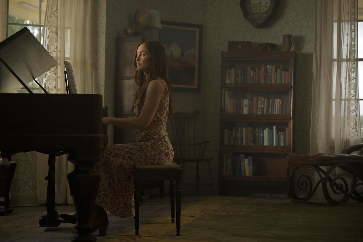 Minka Kelly as Quinn in ‘Ransom Canyon’