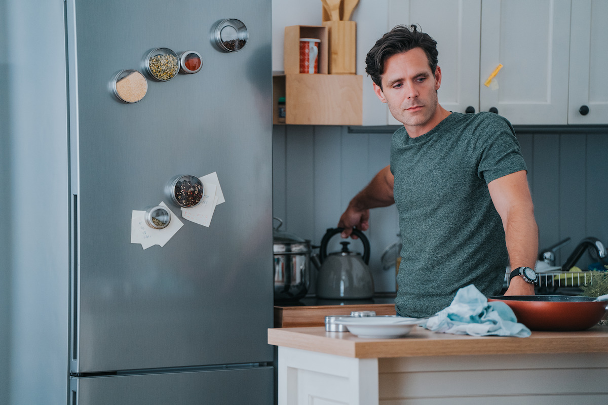 Rob, Beth's husband in 'The Weekend Away'