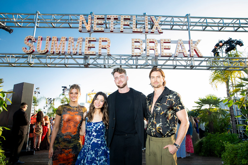 Hannah Stocking, Miranda Cosgrove, Harry Jowsey, and Pierson Fode
