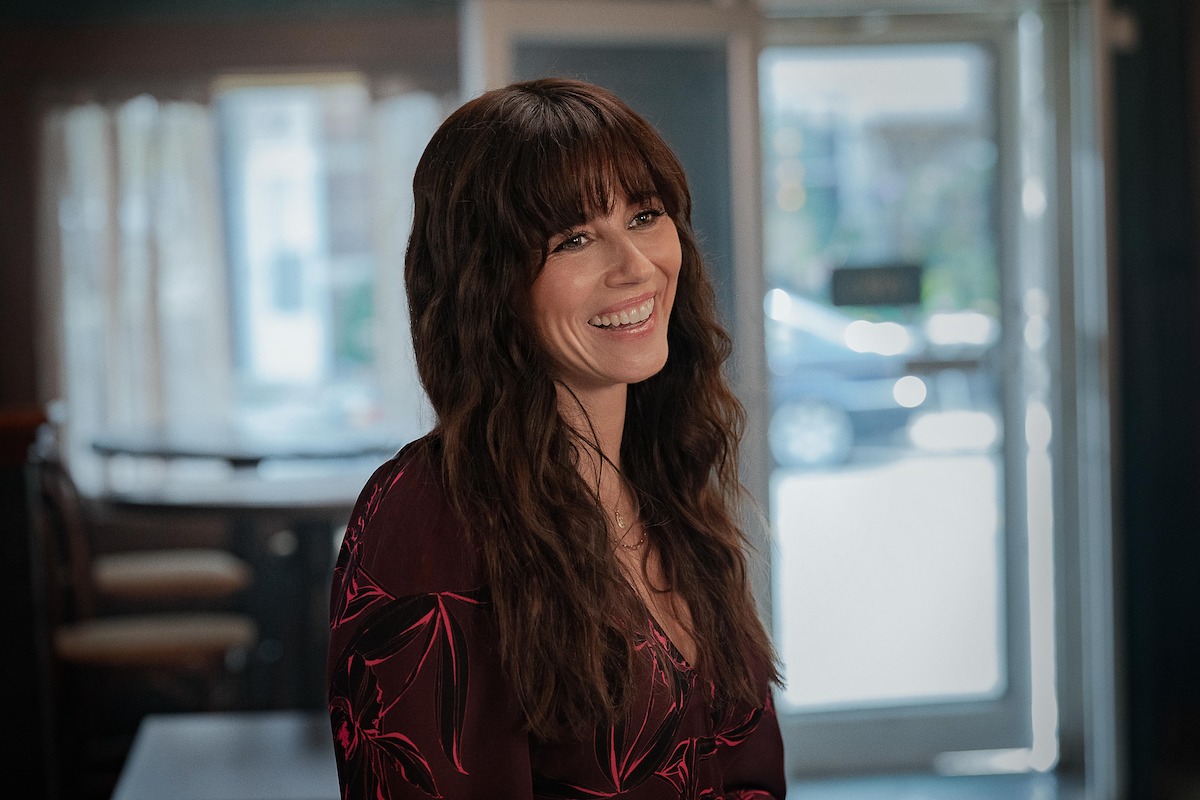 Linda Cardellini as Olivia in ‘Nonnas’