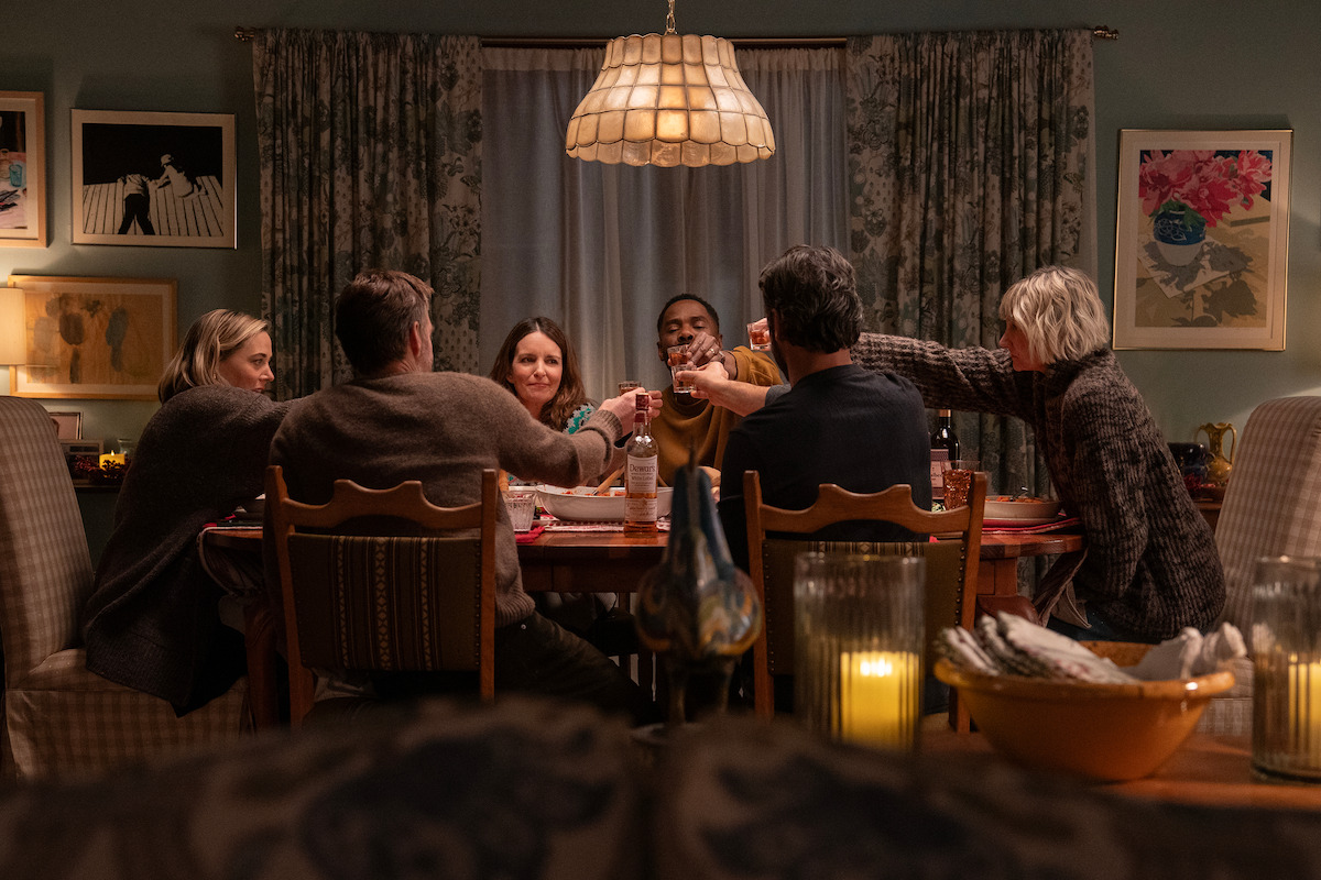 Erica Henningsen as Ginny, Will Forte as Jack, Tina Fey as Kate, Colman Domingo as Danny, Marco Calvani as Claude, and Kerri Kenney as Anne in ‘The Four Seasons’