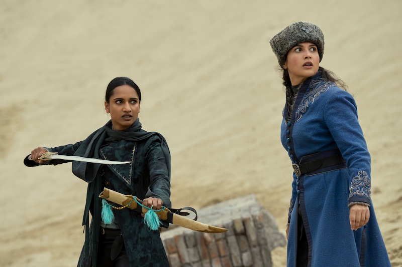 Suman as Inej Ghafa and Sujaya Dasgupta as Zoya Nazyalensky in Season 2 of Shadow and Bone.
