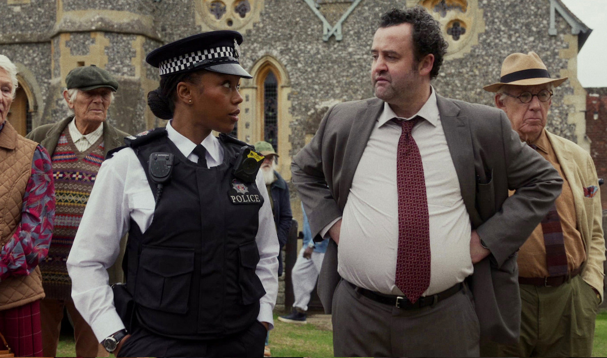 Naomi Ackie and Daniel Mays in ‘The Thursday Murder Club.’