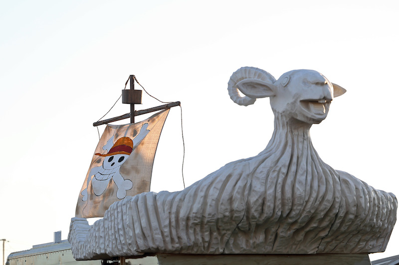 Fans attend Netflix global event for the celebration of One Piece at Santa Monica Pier in California. 