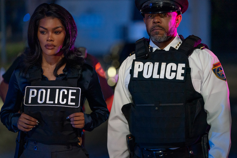 Teyana Taylor as Officer Kay Raymond and Rockmond Dunbar as Chief Wilson in 'Straw.' 