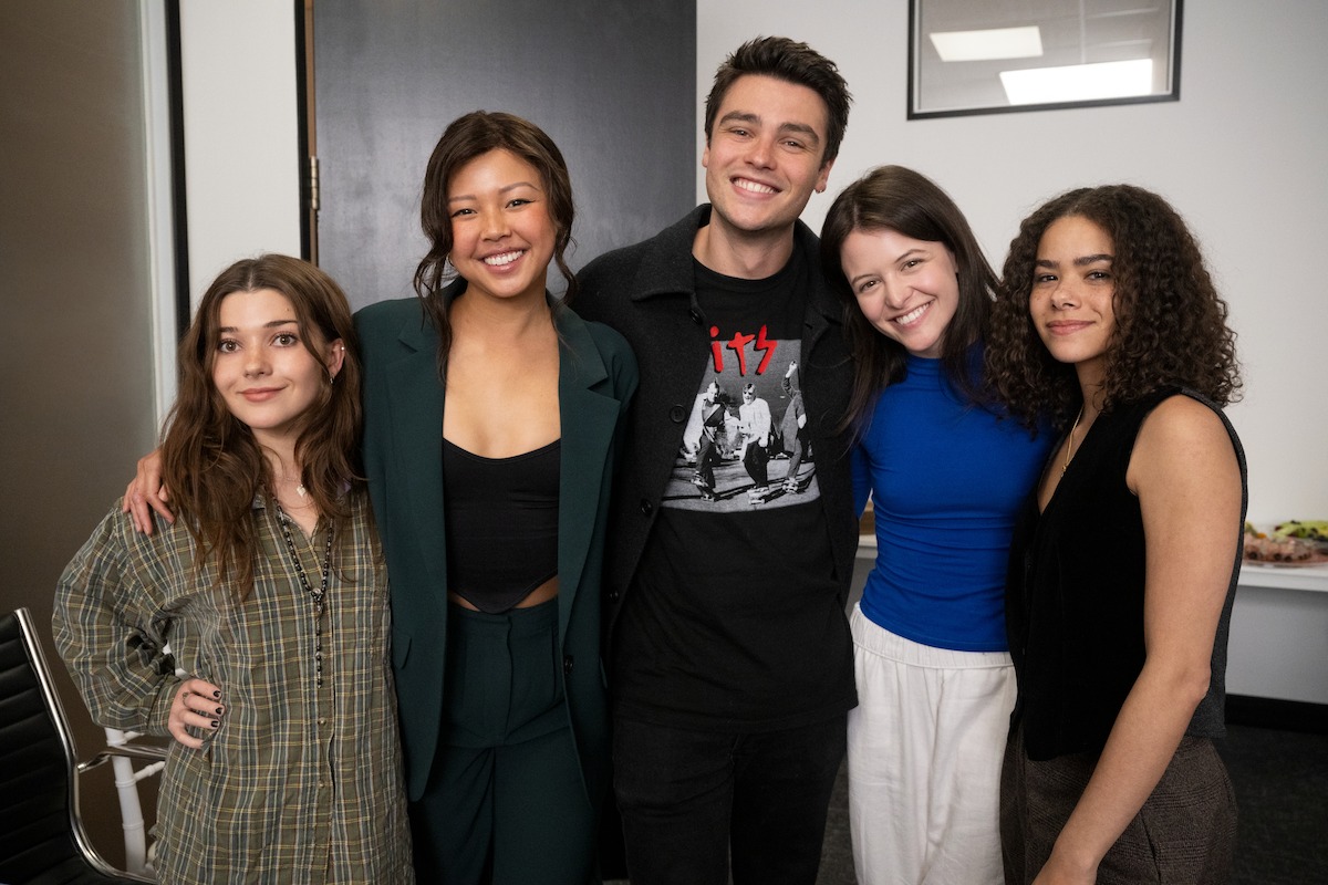 Katie Douglas as Abby Littman, Chelsea Clark as Norah, Felix Mallard as Marcus Baker, Sara Waisglass as Maxine Baker, Antonia Gentry as Ginny at the Ginny & Georgia Season 3 table read