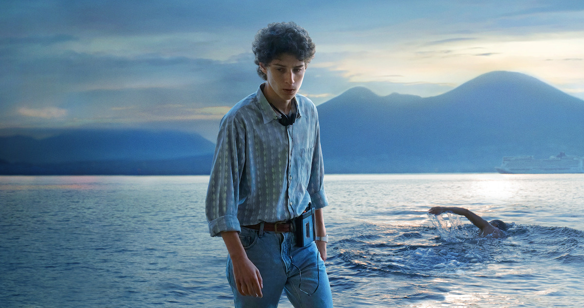 The Hand of God Movie Review: A Young Man's Life in Naples