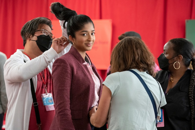 Maitreyi Ramakrishnan as Devi