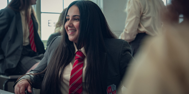 Leila Khan como Sahar Zahid na temporada 2 de ‘Heartstopper’