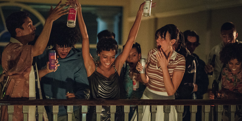 Noah Thomas,  Sophie Wilde as Mia, and Niamh McCormack as Alison party together in Season 1 of 'Everything Now.'