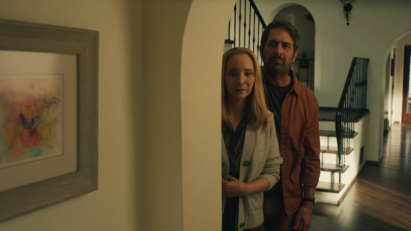 Lisa Kudrow as Lydia and Ray Romano as Paul in Season 1 of 'No Good Deed'