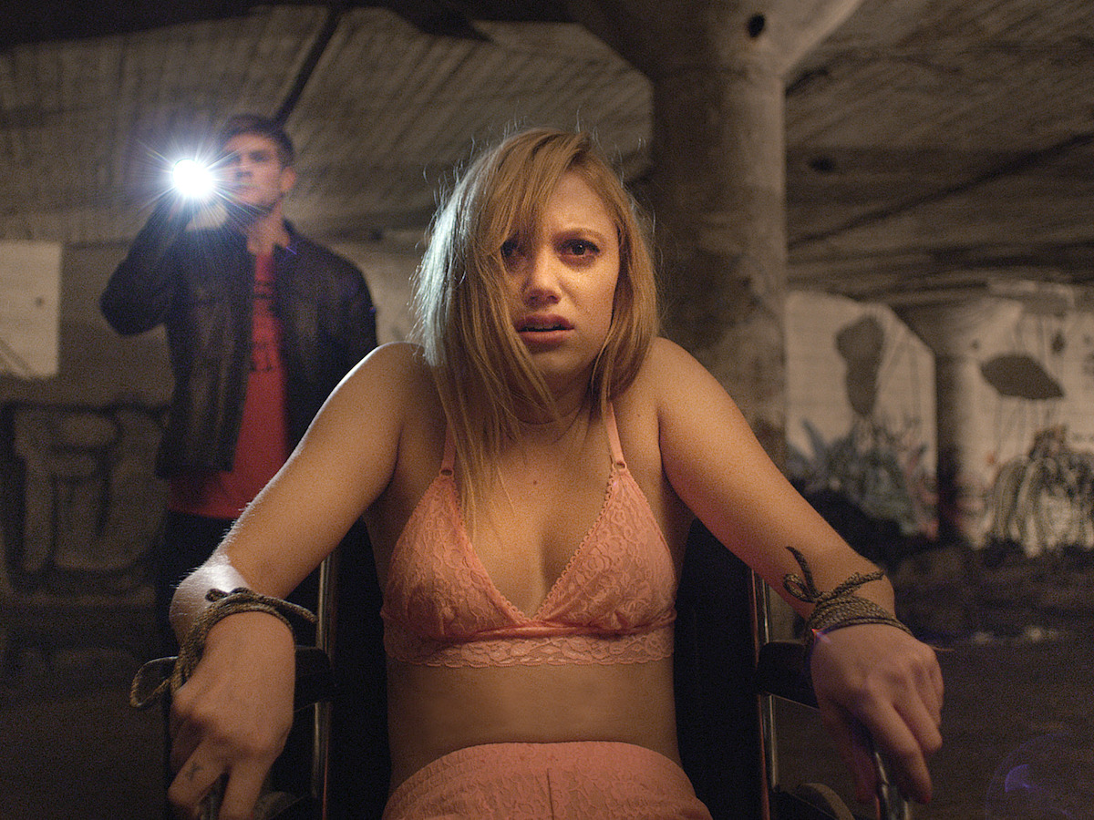 It follows hot sale film online