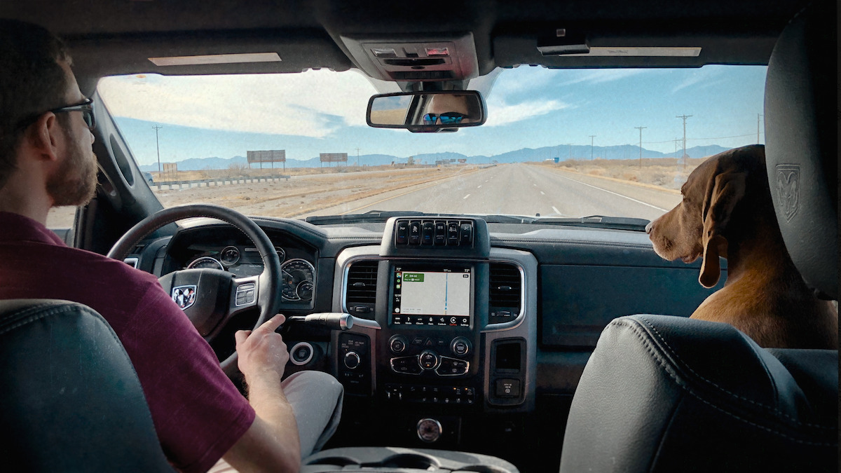 Justin Posey and his dog in ‘Gold & Greed: The Hunt for Fenn's Treasure’