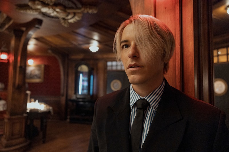 Taz Skylar as Sanji in One Piece Season 1.