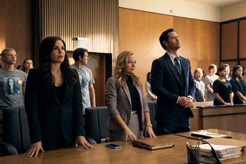 Becki Newton, como Lorna Crane, e Manuel Garcia-Rulfo, como Mickey Haller.