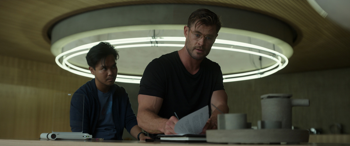 Abnesti’s concrete coffee pot - The Beauty of Brutalism: the Design References in ‘Spiderhead’ Revealed