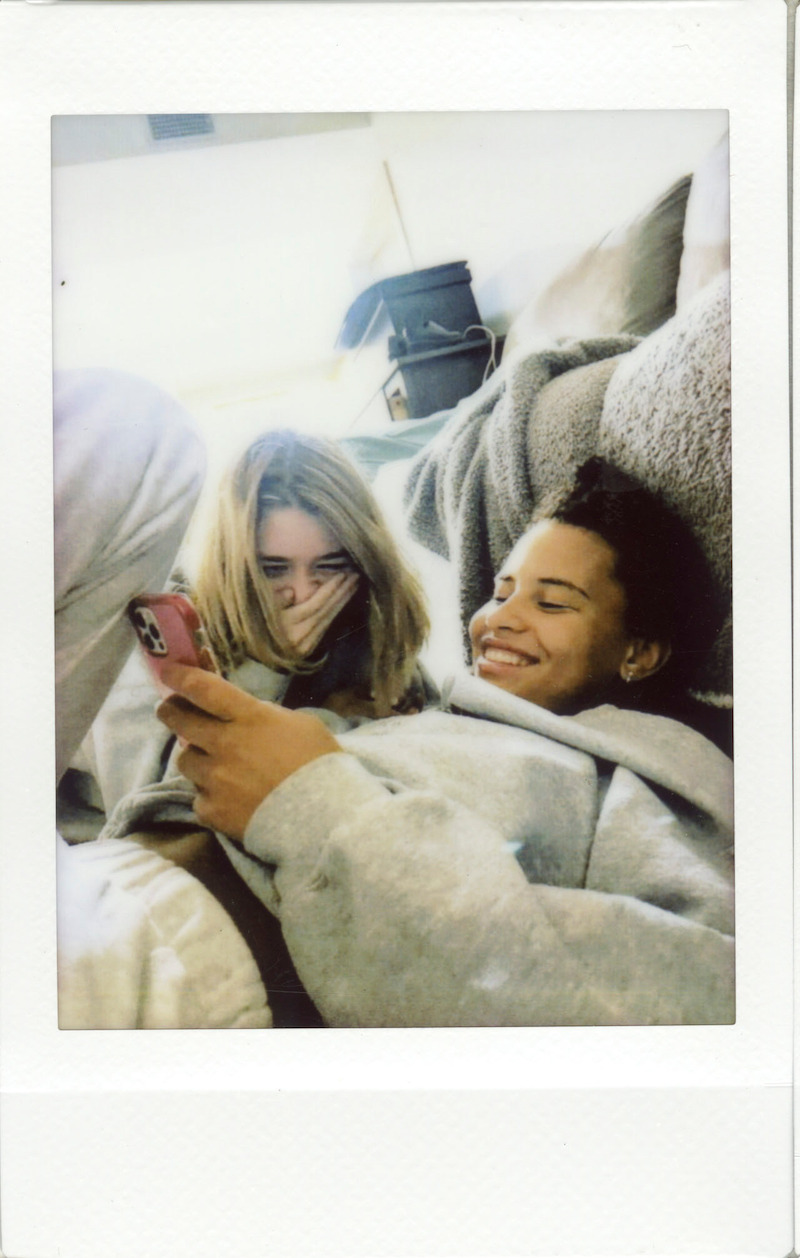 Callie Haverda (Leia) and Aufderheide on set.