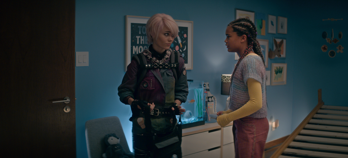 Oona Laurence as Liz LeRue and Tamara Smart as Kelly Ferguson in 'A Babysitter's Guide to Monster Hunting.'