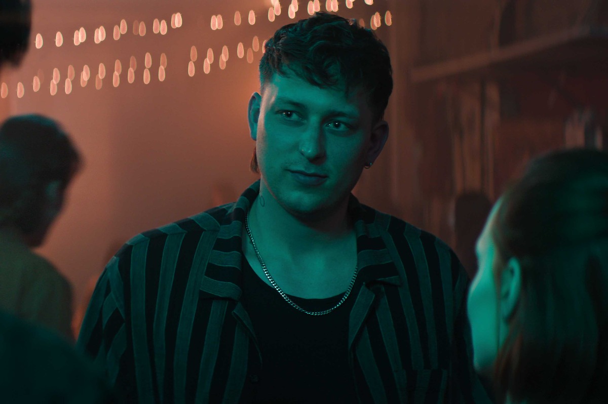 Tom Francis as Clayton in ‘You.’