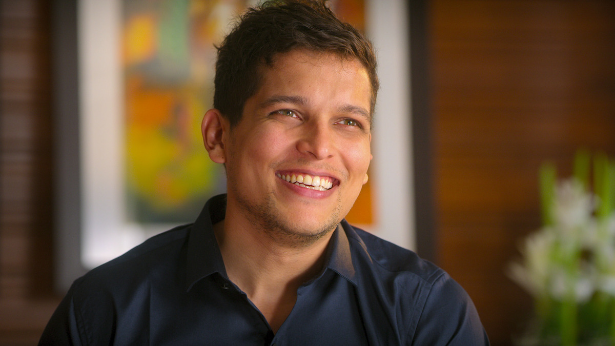 Photo of cast member