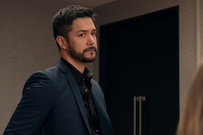 Marco Grazzini as Mike Valenzuela wears a suit in Season 6 of 'Virgin River'