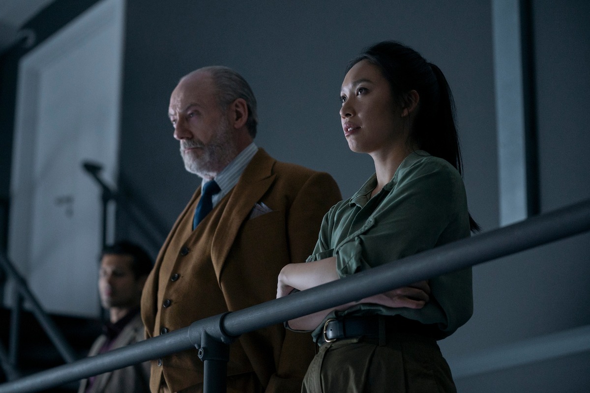 Liam Cunningham as Wade, Jess Hong as Jin Cheng in ‘3 Body Problem.’