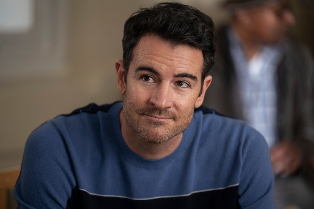 The &lsquo;Firefly Lane&rsquo; Cast: Who&rsquo;s Who in the Decade-Spanning Decade