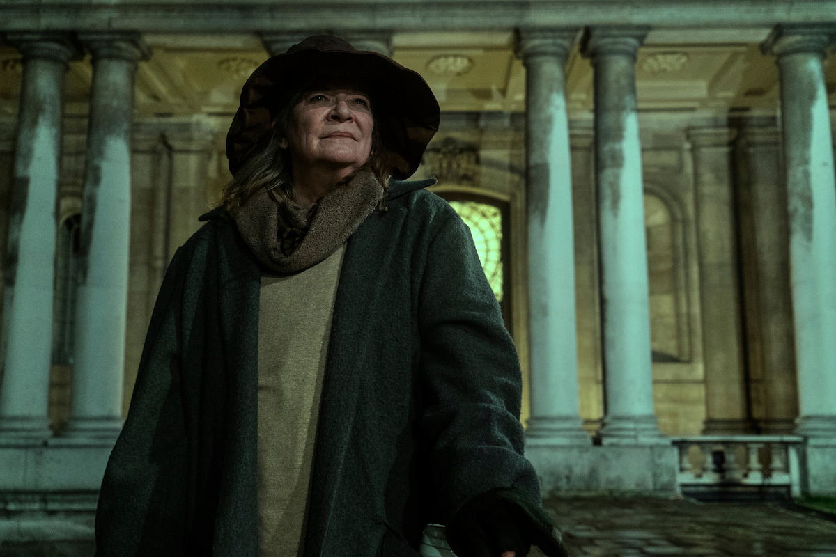 Clare Higgins as Mad Hettie in ‘The Sandman.’